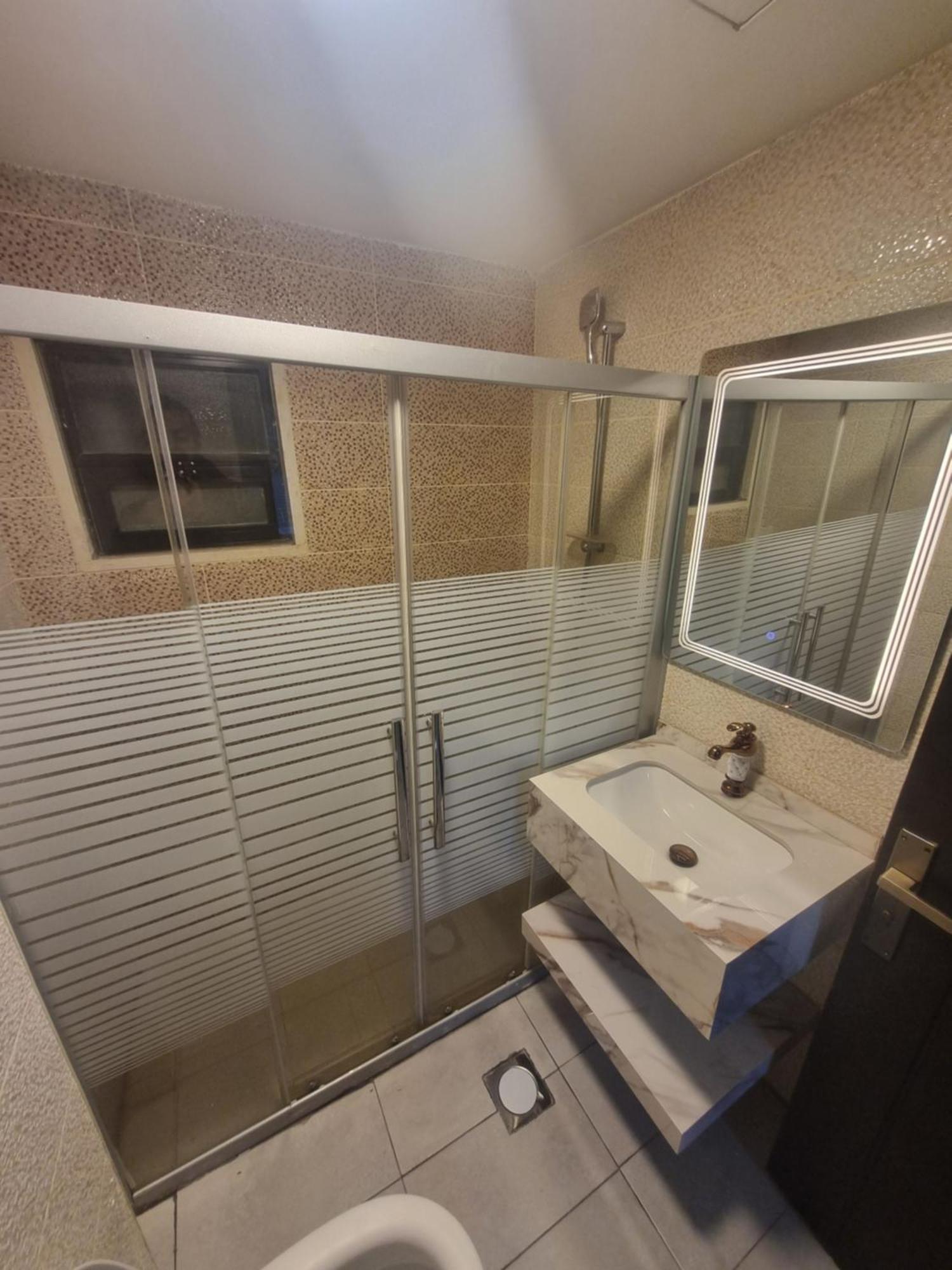 Unique 2bedroom At Abdoun 006 Appartamento Amman